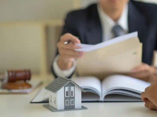 How Real Estate Attorneys Can Protect You During Transactions