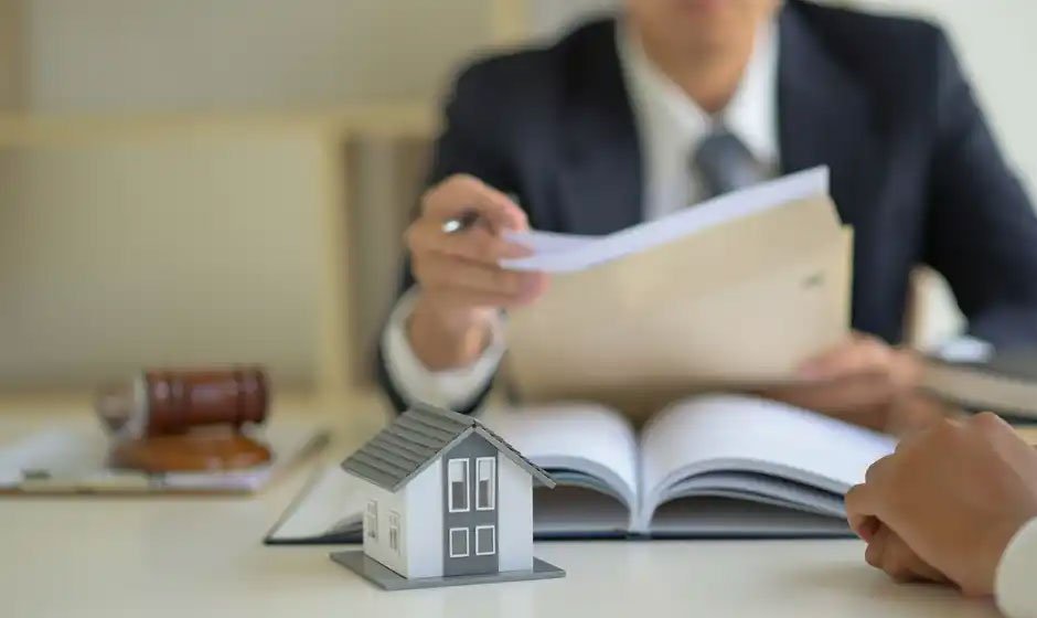 How Real Estate Attorneys Can Protect You During Transactions