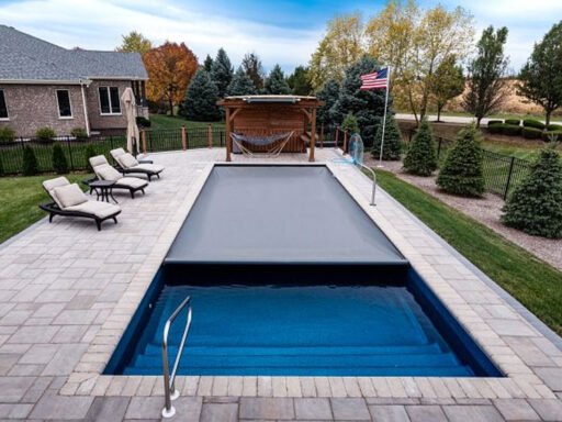 Inground and above-ground pool covers: what are the benefits?