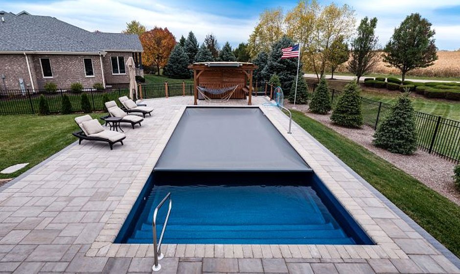 Inground and above-ground pool covers: what are the benefits?