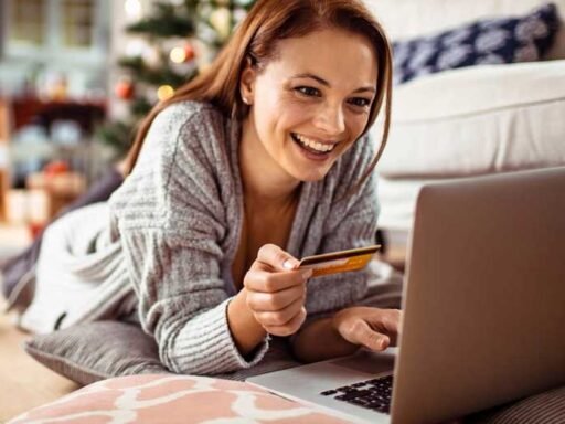 Effective Ways to Tackle Pesky Post-Holiday Credit Card Debt