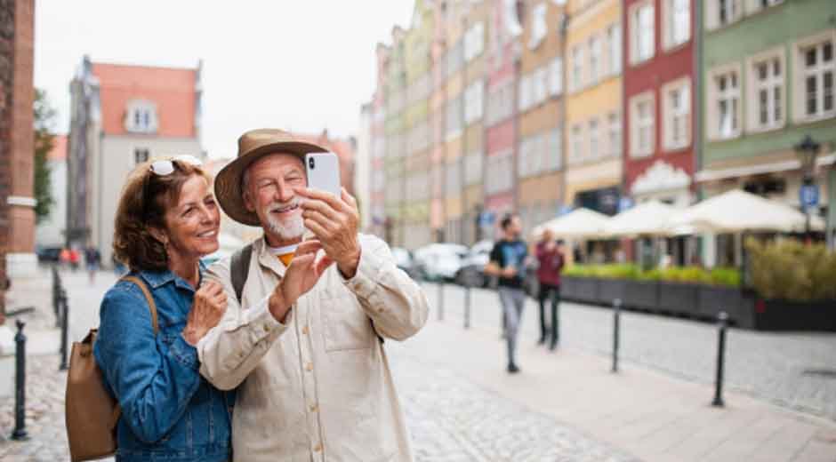 Unlocking the Joy of Summer Community Travel for Seniors